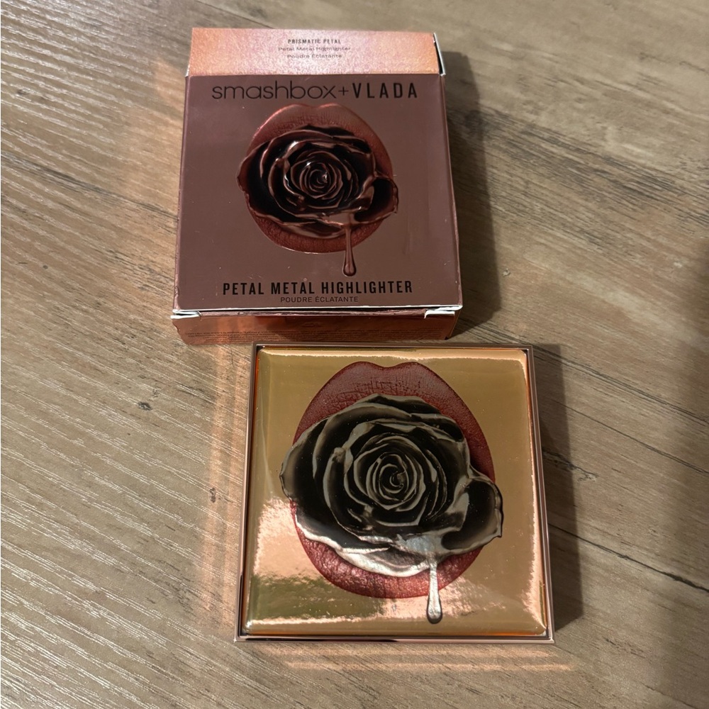 Petal Metal Highlighter - Rose Gold